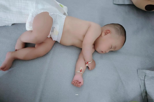 中山怀孕肚子撑的难受